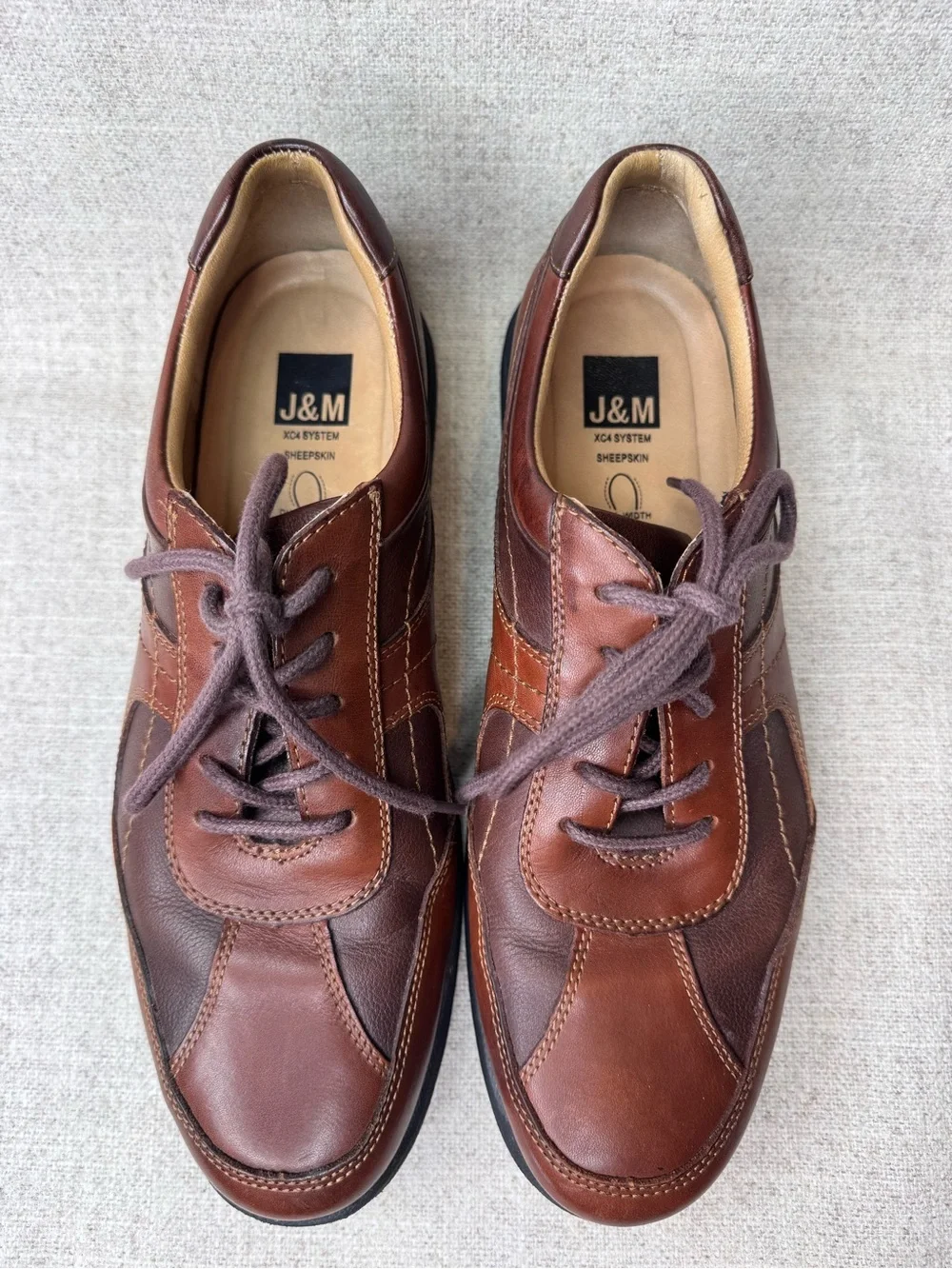 Johnston & Murphy Mens Size 11 XC4 Brown Sheepskin Leather Lace Up Oxfords shoes